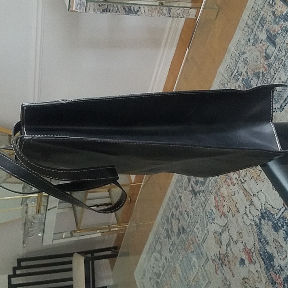 Givenchy Tote Shoulder Bag - Picture 6 of 17